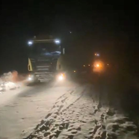 Artvin'de yoğun kar yağışı: Ardanuç-Ardahan kara yolu ulaşıma kapandı