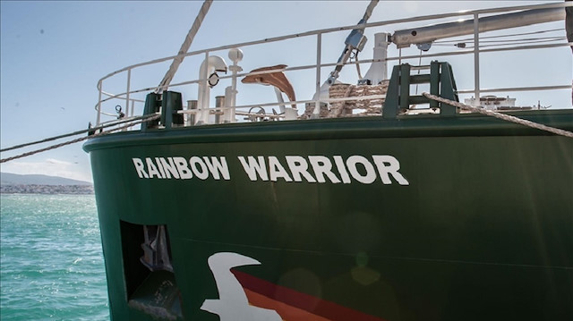 "رينبو واريور".. سفينة تبحث عن عدالة المناخ في قمة مصر 
