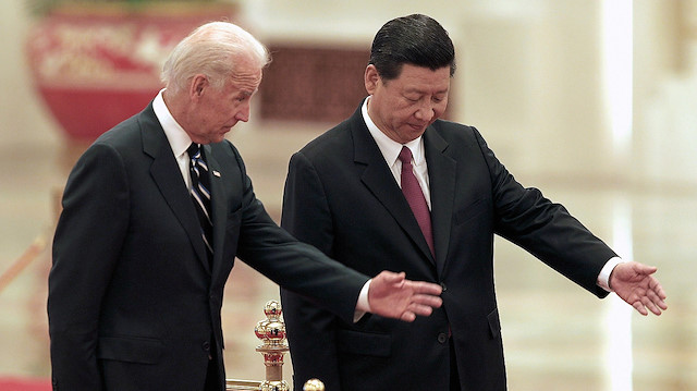 ABD Başkanı Biden ve Çin Başkanı Şi.
