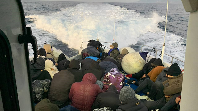 Ayvacık açıklarında 42 kaçak göçmen kurtarıldı 