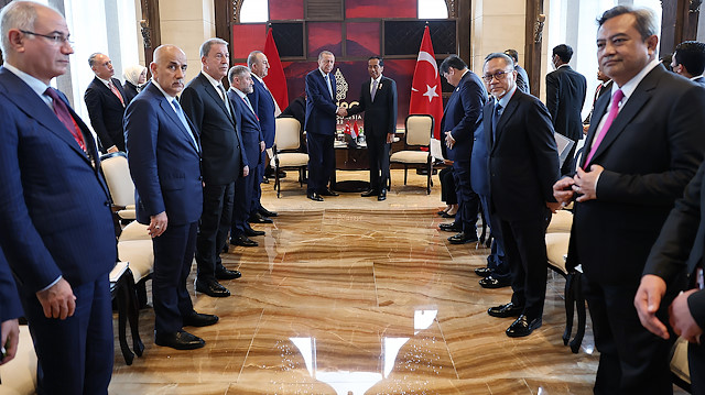 Cumhurbaşkanı Erdoğan, Endonezya Devlet Başkanı Widodo ile görüştü.