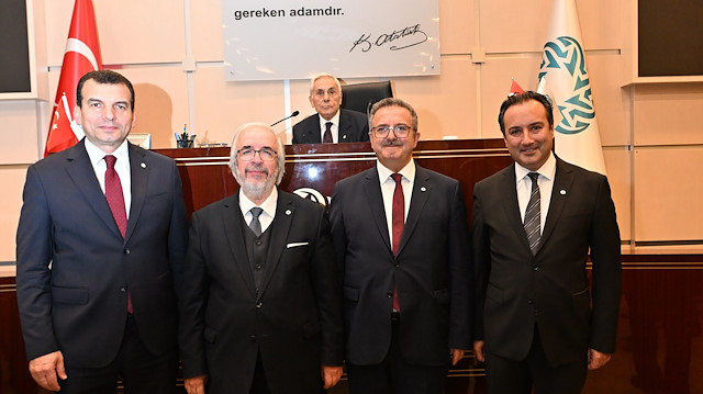 İTO Meclis Başkanlığına Erhan Erken seçildi.