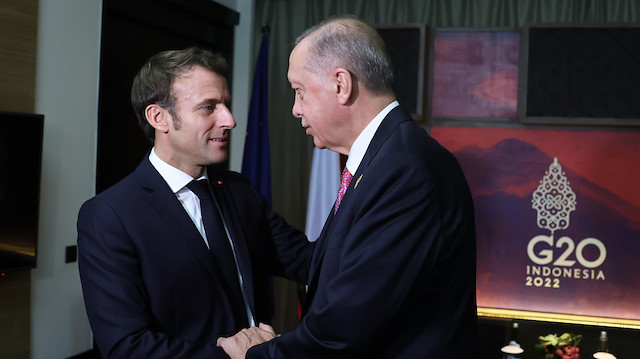 Macron: Cumhurbaşkanı Erdoğan barış görüşmelerinde çok etkin rol oynuyor