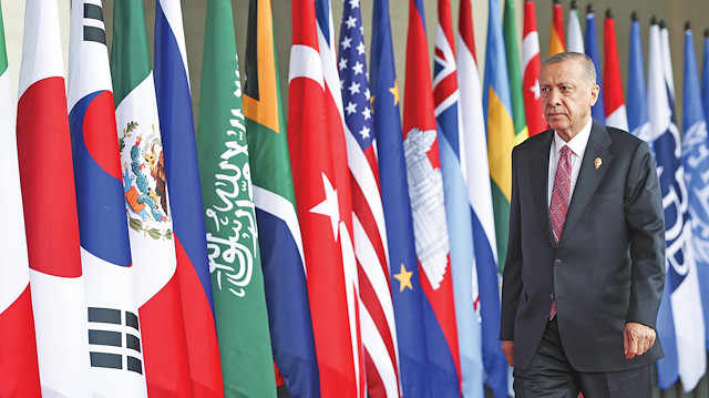 Cumhurbaşkanı Erdoğan, Bali'de düzenlenen G20 Liderler Zirvesi’nde yaptığı konuşmada gıda krizi uyarısı yaptı.