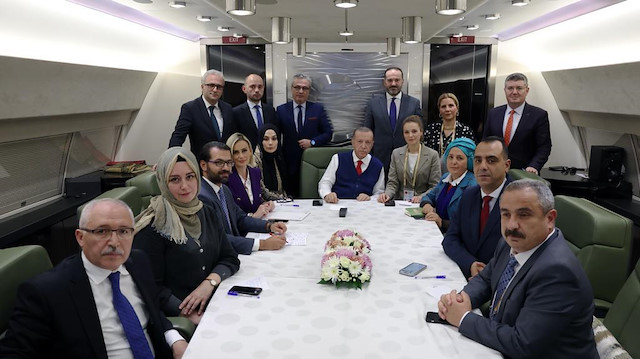 Cumhurbaşkanı Recep Tayyip Erdoğan, Katar ziyareti sonrası gazetecilerin sorularını yanıtladı.