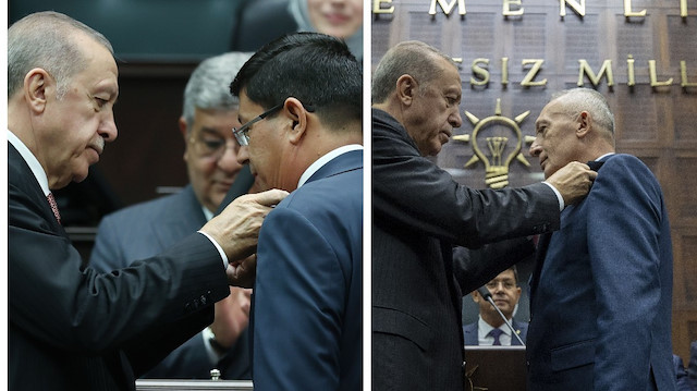 İYİ Parti ve CHP'den istifa ederek AK Parti'ye katılan isimlerin rozetini Cumhurbaşkanı Erdoğan taktı.