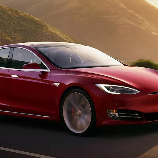 Tesla'da kriz sürüyor: 80 bin araç daha geri çağırıldı