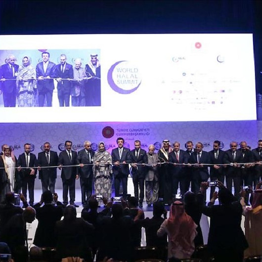 خبراء: المنتج "الحلال" يجب أن توافق كل مراحله معايير الشريعة