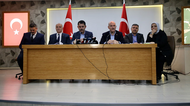 İçişleri Bakanı Süleyman Soylu ile Çevre ve Şehircilik Bakanı Murat Kurum Düzce'de açıklama yaptı.