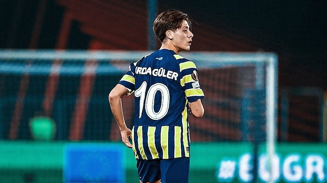 Arda Güler, bu sezon Fenerbahçe formasıyla çıktığı 13 maçta 3 gol atıp 1 de asist yaptı.