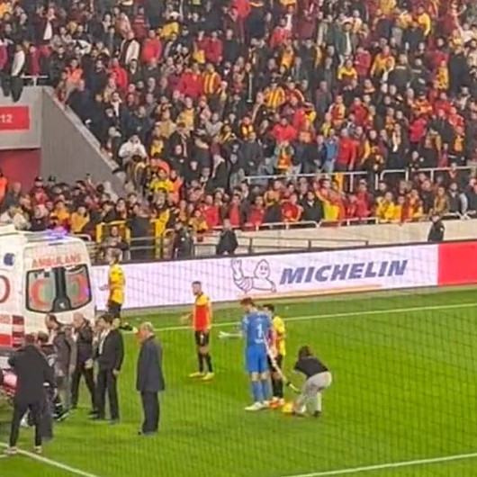 Göztepe-Altay maçında olay çıktı: Kaleciye sopayla vurdular
