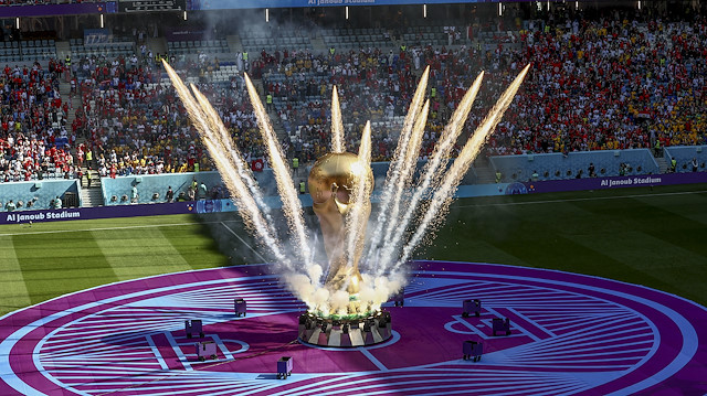 Katar, Dünya Kupası'nı görsel şölene dönüştürüyor. 
