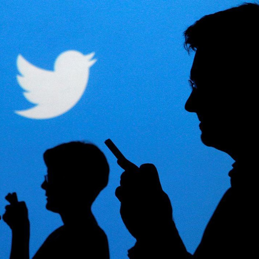 Twitter'da yeni dönem başlıyor: Üç farklı renkte tik kullanılacak