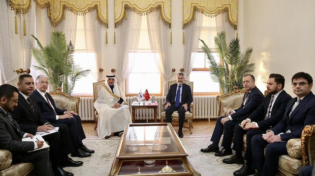 Hazine ve Maliye Bakanı Nureddin Nebati, İslam Kalkınma Bankası Başkanı Muhammed Al Jasser ile bir araya geldi.