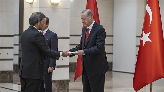 Cumhurbaşkanlığı Külliyesi'ndeki kabulde Büyükelçi Paul, Erdoğan'a güven mektubu sundu.