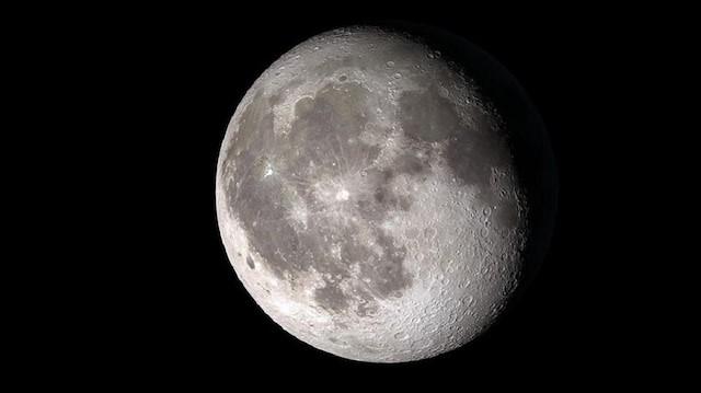 الإمارات تؤجل إطلاق مركبتها "راشد" لاستكشاف القمر إلى الخميس
