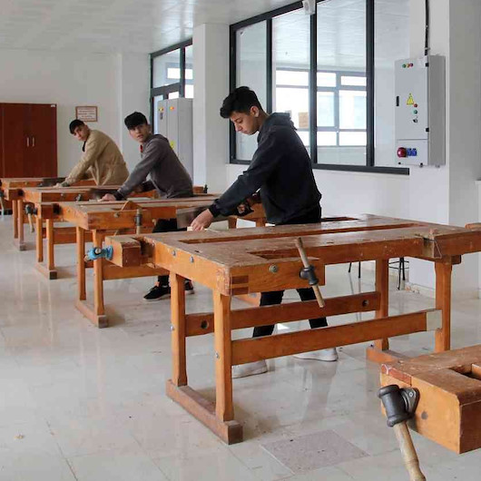 Bu okul fabrika gibi çalışıyor: Geliri 4 milyon liraya ulaştı