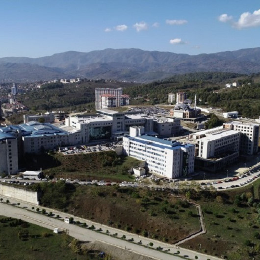 Düzce Üniversitesi vizeleri bir hafta erteledi
