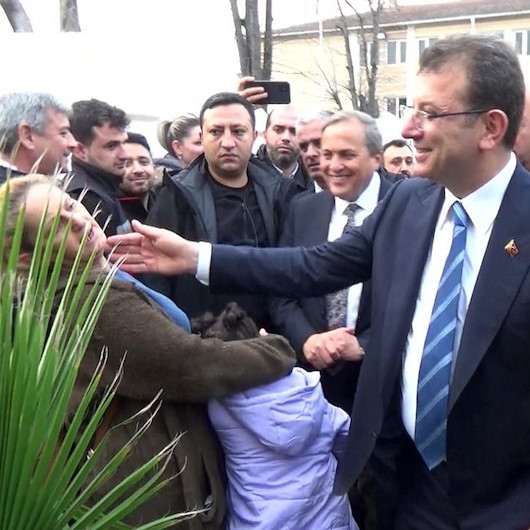 Düzceli depremzededen bir hafta sonra gelen Ekrem İmamoğlu'na tepki: Elleme beni deprem bitti