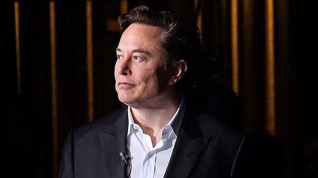 Elon Musk'tan Apple kararı: Twitter uygulamasını kaldırmayacağını duyurdu