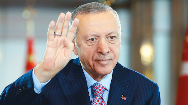 ​Cumhurbaşkanı Tayyip Erdoğan, tarihi İpek Yolu’nu yeniden canlandırmakta kararlı olduklarını söyledi.