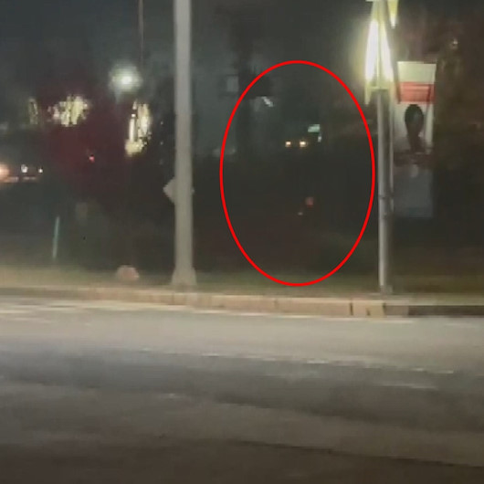 Elazığ'da hareketli anlar: Emniyet binasına girmeye çalışan alkollü sürücü ateş açılarak durduruldu