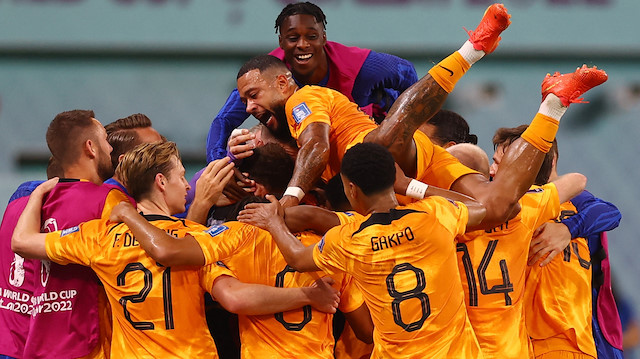 Hollandalı futbolcuların gol sevinçleri