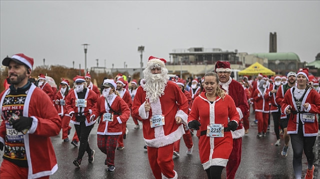 نيوجيرسي الأمريكية تحتضن "سباق بابا نويل"