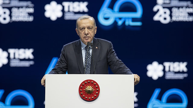 ​Cumhurbaşkanı Erdoğan'dan asgari ücret açıklaması