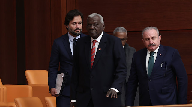 توقيع مذكرة تفاهم بين برلماني تركيا وكوبا