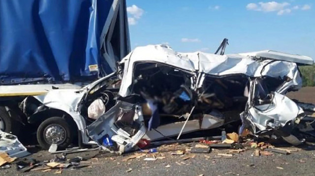Donetsk’te Rus askerlerini taşıyan araç kaza yaptı: 16 kişi hayatını kaybetti