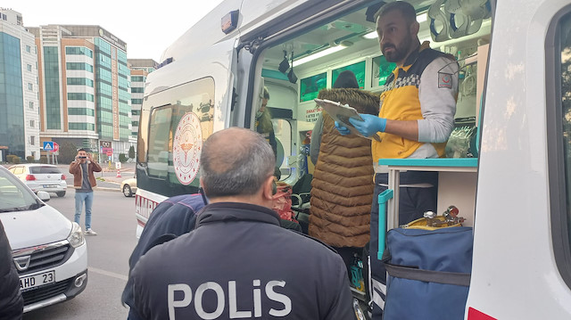 Haber verilmesiyle okula sağlık ve polis ekipleri sevk edildi.