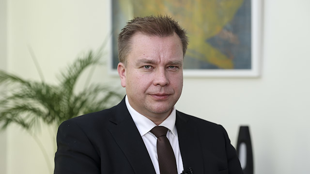 Finlandiya Savunma Bakanı Antti Kaikkone. 