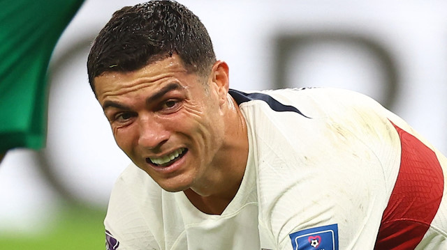 Ronaldo gözyaşlarını tutamadı