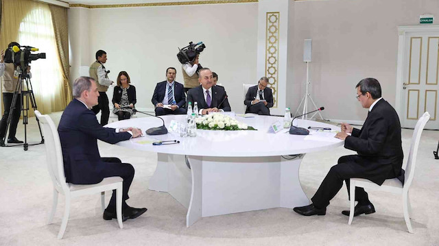 Çavuşoğlu Türkiye-Azerbaycan-Türkmenistan üçlü toplantısına katıldı