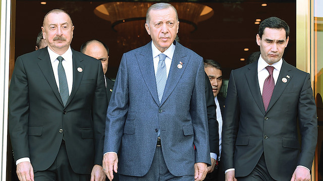 ​Türkiye enerji üssü olma yolunda adımlar atarken Cumhurbaşkanı Erdoğan, Türkmenistan’a ‘enerji’ merkezli önemli bir ziyaret gerçekleştirdi.