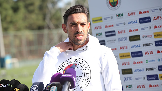 İrfan Can Kahveci, 20-21 sezonu devre arası Başakşehir'den Fenerbahçe'ye 7 milyon euroya transfer oldu.
