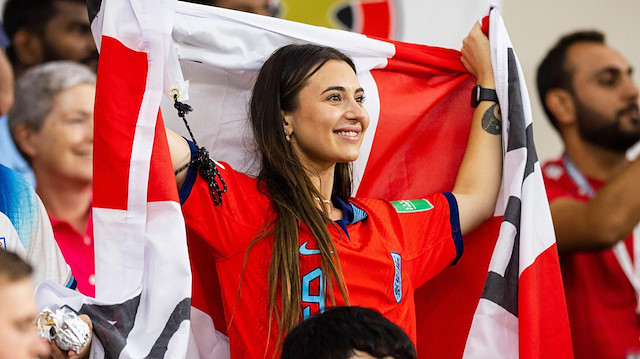 19 yaşındaki İngiliz kadın taraftar Ellie Molloson, en rahat maçını Katar'da izlediğini söyledi. 