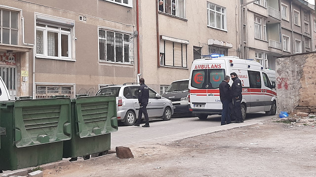 Konya'da iki kızını bıçaklayarak öldüren baba polise teslim oldu