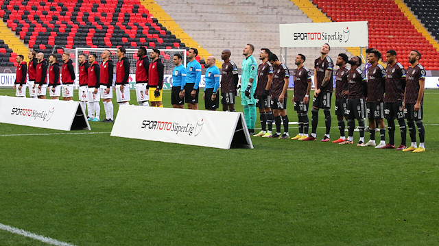 Beşiktaş, Dünya Kupası sonrasındaki ilk lig maçında Gaziantep'e konuk oldu.