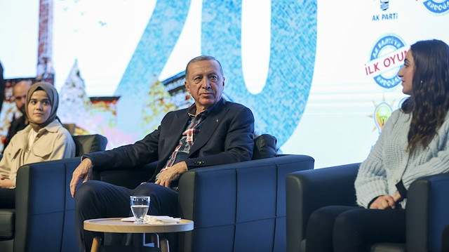Cumhurbaşkanı Recep Tayyip Erdoğan Erzurum'da gençlerle buluştu.