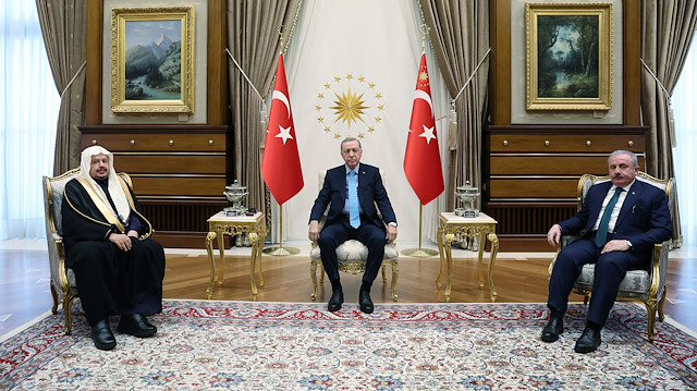 ​Cumhurbaşkanı Erdoğan Suudi Arabistan Şura Meclisi Başkanı Al Şeyh'i kabul etti