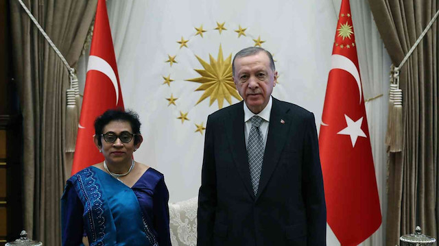 Sri Lanka Büyükelçisinden Cumhurbaşkanı Erdoğan'a güven mektubu