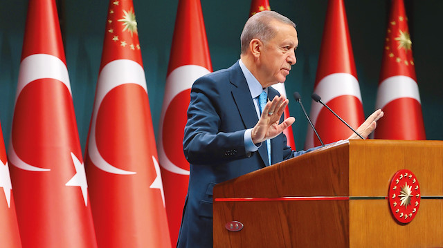 Cumhurbaşkanı Erdoğan, Karadeniz’deki Çaycuma-1 sahasında yapılan sondajda 58 milyar metreküplük doğalgaz rezervi bulunduğunu duyurdu.
