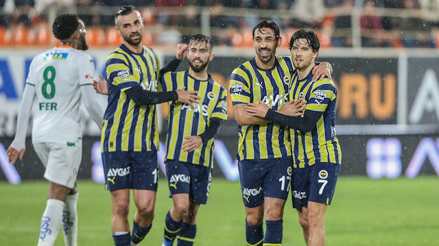 Ferdi Kadıoğlu ve takım arkadaşlarının gol sevinçleri