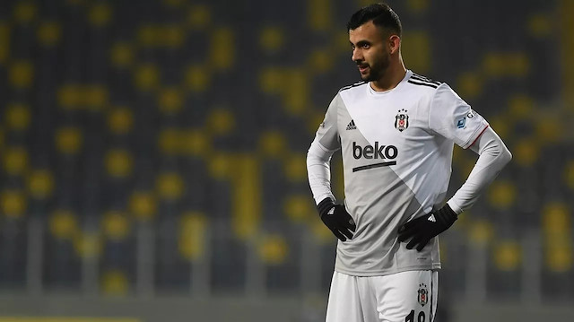 Ghezzal, bu sezon Süper Lig'de çıktığı 5 maçta 2 gol atıp 1 de asist kaydetti. 