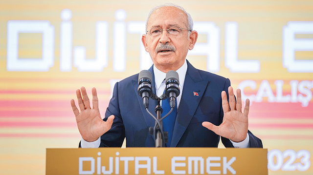 CHP lideri Kılıçdaroğlu, Borsa İstanbul’da tarihi rekorların ardından gelen “kâr satışlarını” fırsat bilip yine spekülatörlük yaptı.