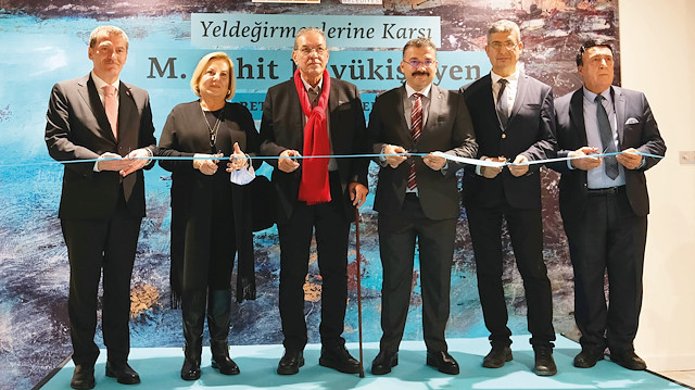 ​Prof. Dr. M. Zahit Büyükişliyen’in “Yeldeğirmenlerine Karşı” retrospektif sergisi sanatseverlerle buluştu.