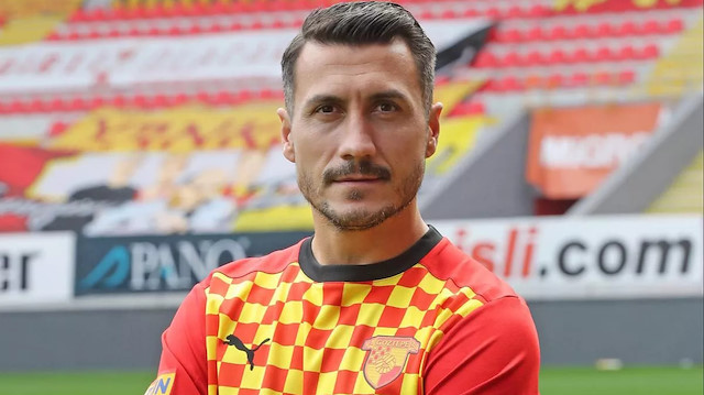 Adis Jahovic bu sezon 13 maçta,  2 gol ve 3 asistle oynadı.
