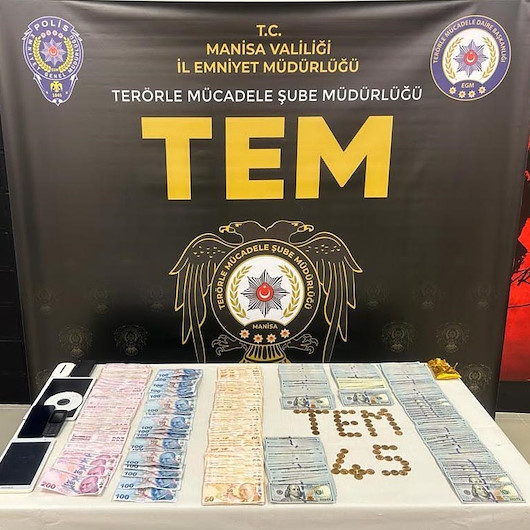 Manisa'da FETÖ/PDY operasyonu: 13 zanlı gözaltına alındı